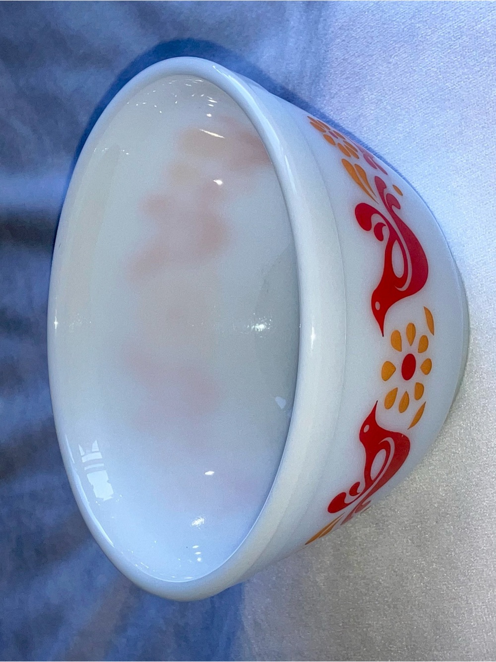 Vintage Pyrex Friendship Pattern 1.5-pint Mixing Bowl